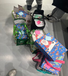 “Weihnachten im Schuhkarton” – Gemeinsam Freude schenken